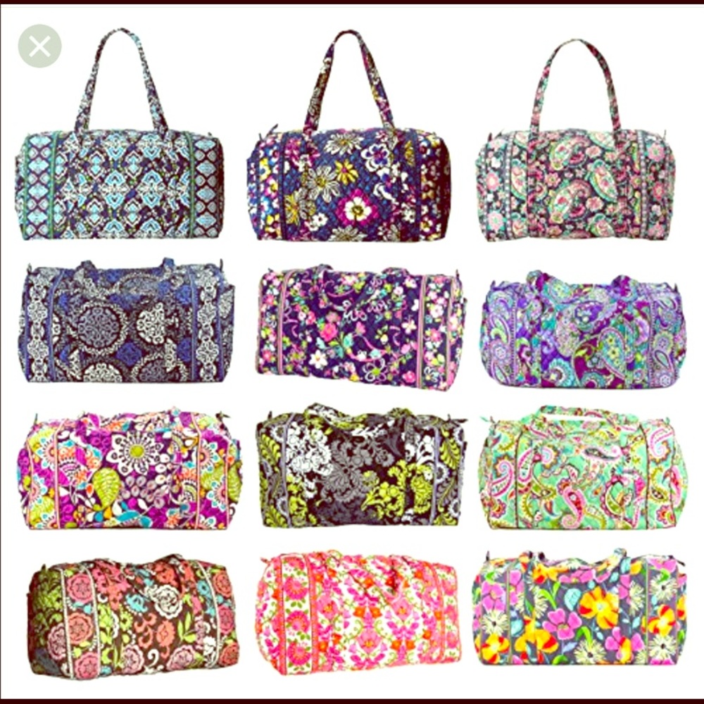 ISO VERA BRADLEY DUFFLE BAG
